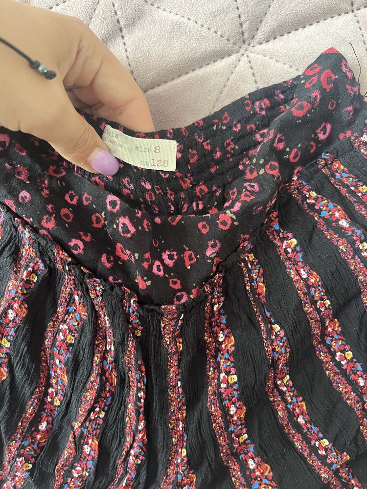 Pantaloni Zara 8 ani