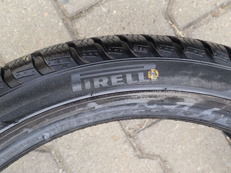 123 456 . .Pirelli