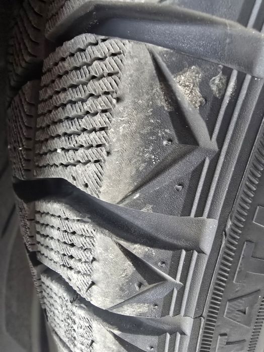 19ки оригинални джанти с зимни гуми
