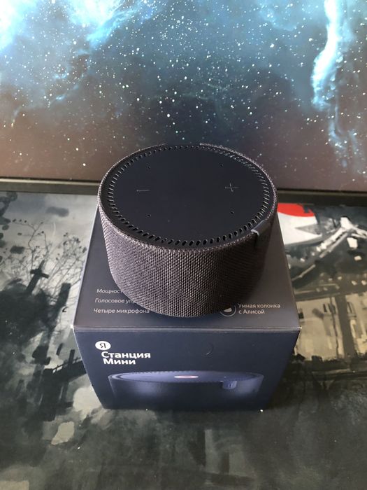 Продам колоку Алиса мини