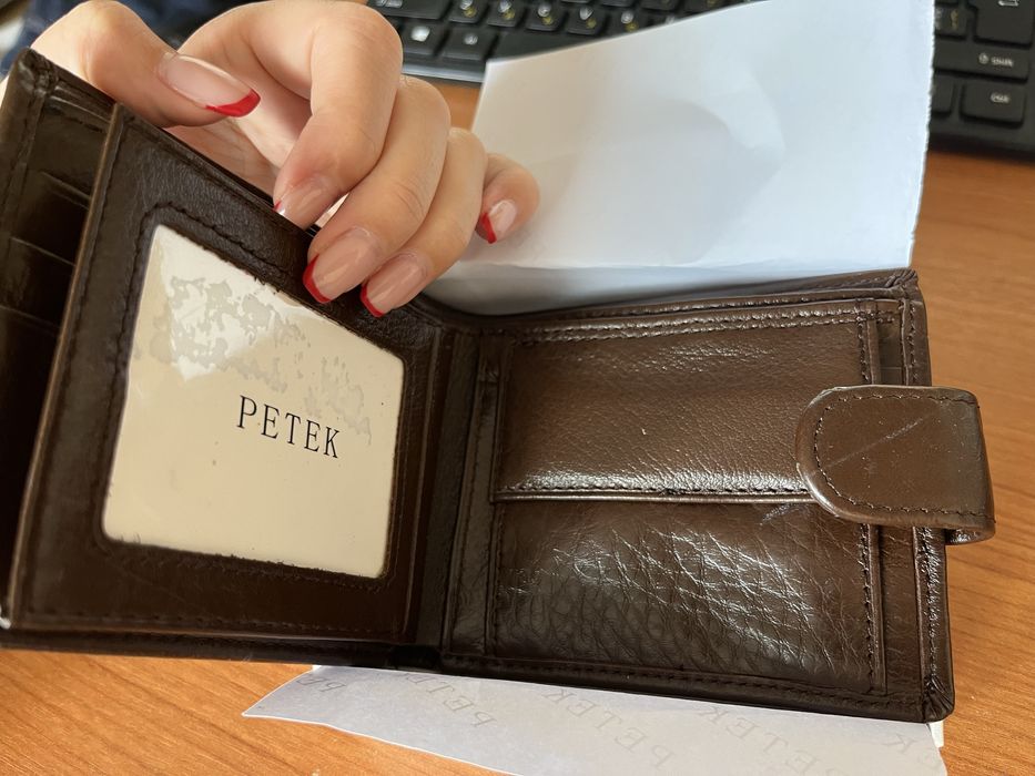 Оригинални портмонета от естествена кожа Petek с кутия