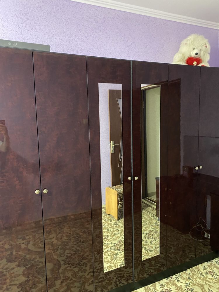 Шифоньер  б/у в хорошем состоянии