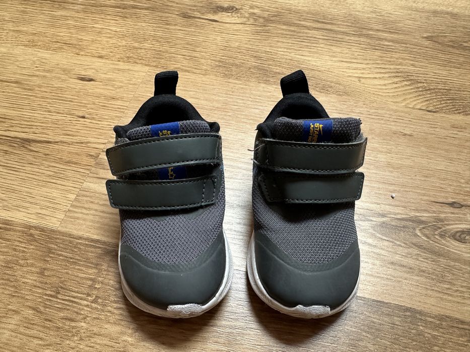 Adodasi nike nr21