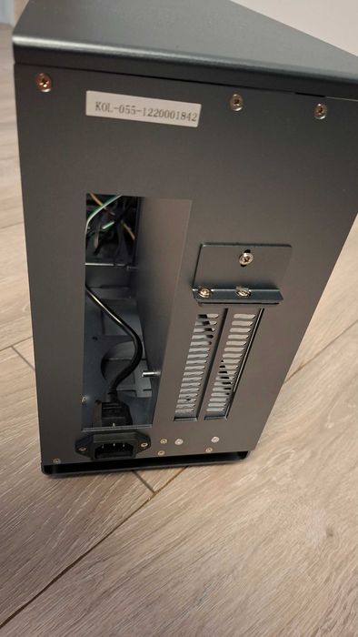 Carcasa Kolink Rocket v2 Mini-ITX