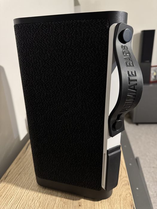Boxa portabila Logitech Hyperboom ,impecabila ,ca noua !