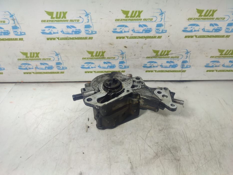 Pompa vacuum 1.9 tdi BLS bru 038145209n Volkswagen VW Golf 5 [2003 -