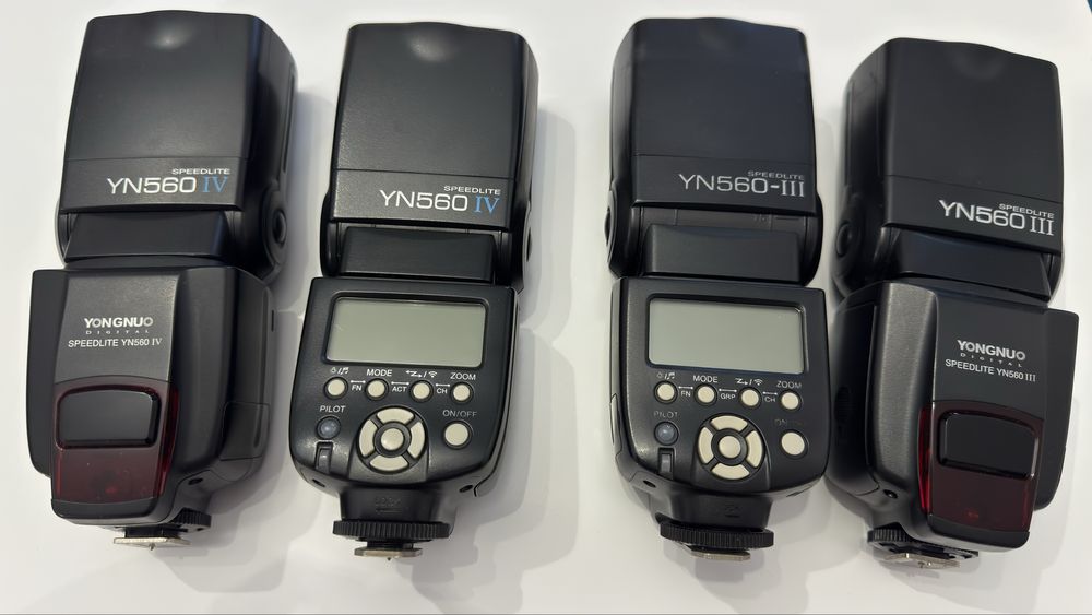 Vând set 4 flashuri -  blitz YN 560 IV și YN 560 III