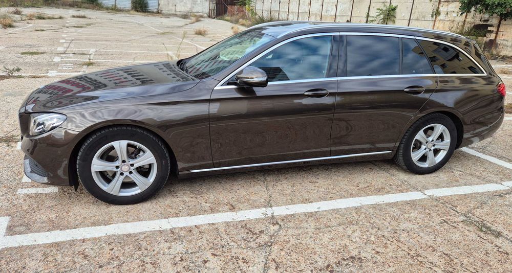 Mercedes-Benz E 220d T-Modell, 194 CP