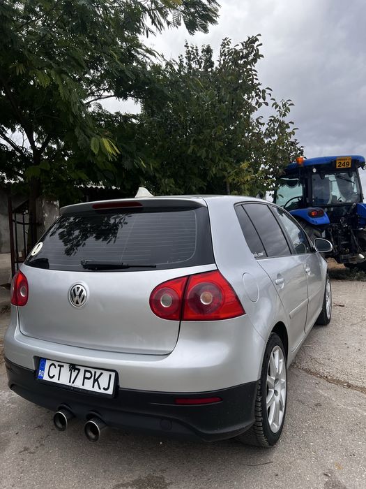 Golf 5 pachet GTI  1.9 tdi 105cp automat