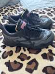 Vand odsy marime 44-43 merge la ambele