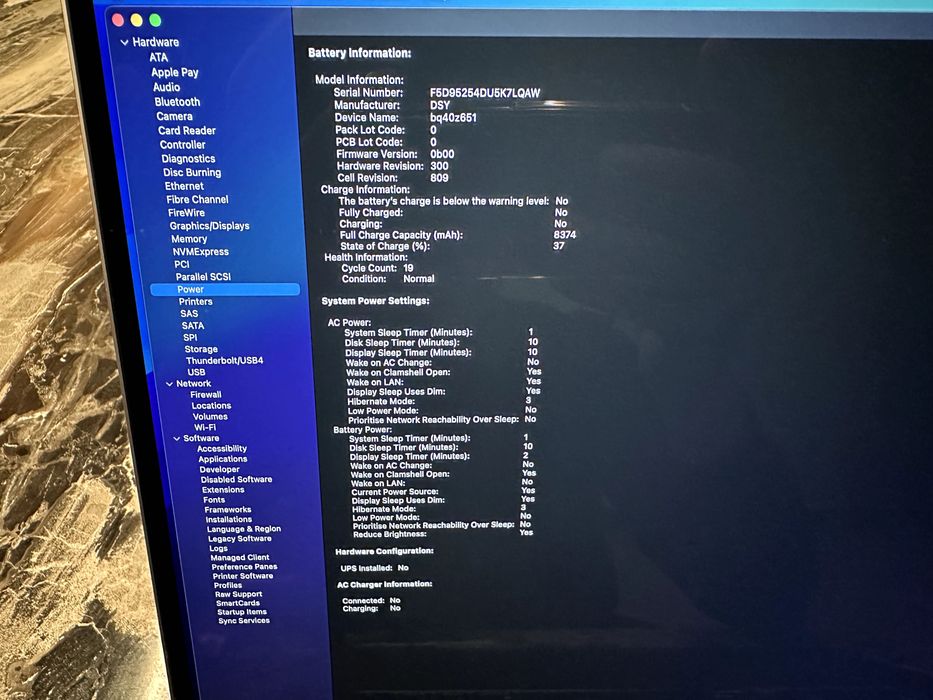 MacBook Pro 16,1 inch 2019 touchpad  Като Нов!