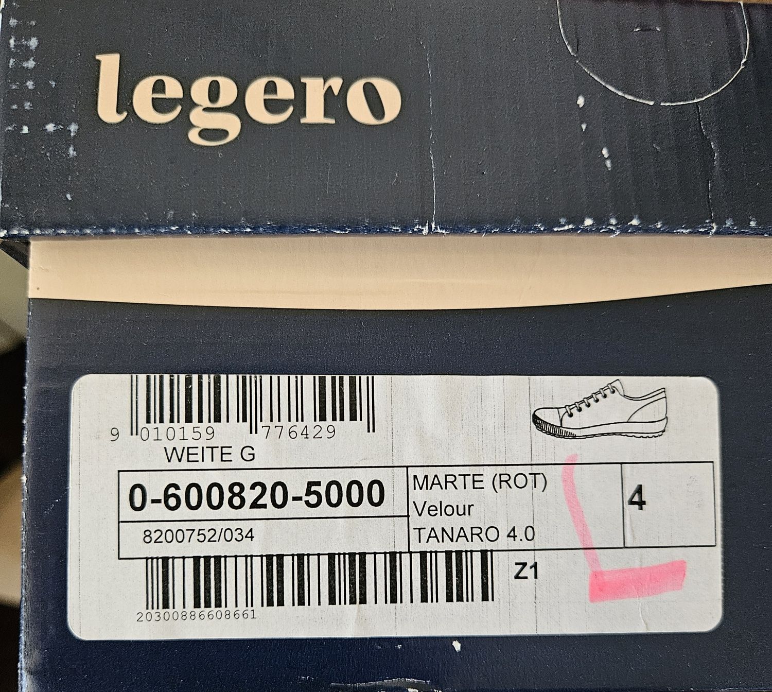 Дамски нови велурени обувки Legero р-р 37