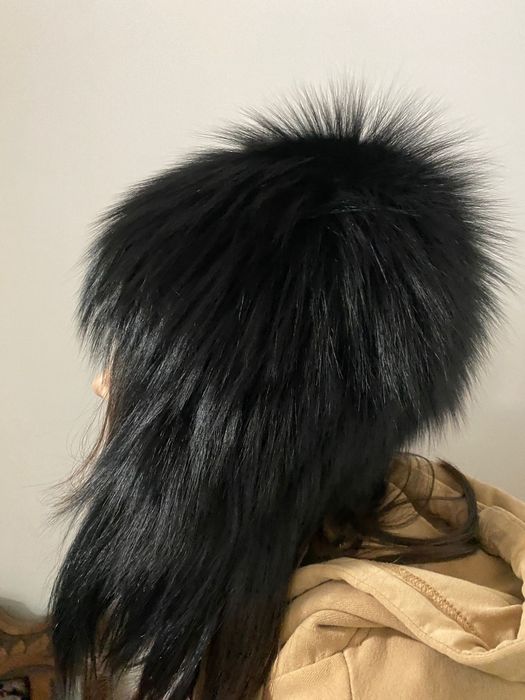 Vand căciulă de blana cu extensii