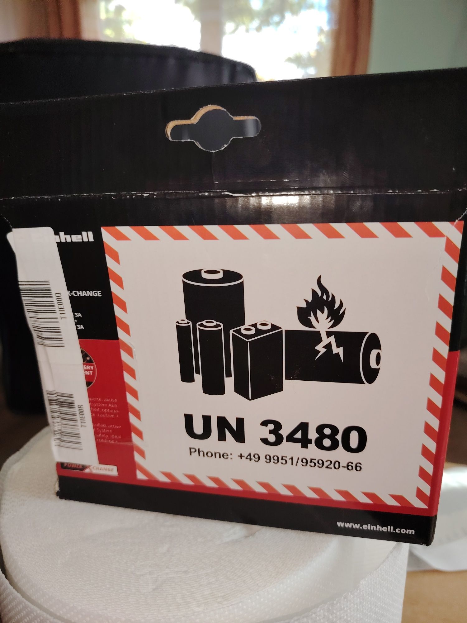 Kit acumulator si incarcator Einhell PXC 4512097, 18 V. 2.5Ah,.