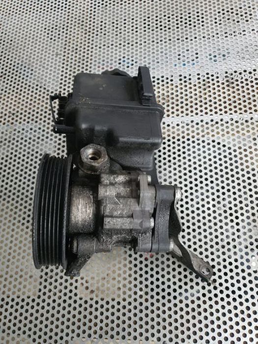 Pompa Servo Servodirectie Mercedes  Sprinter 2.2 Cdi Euro 5 Motor 651