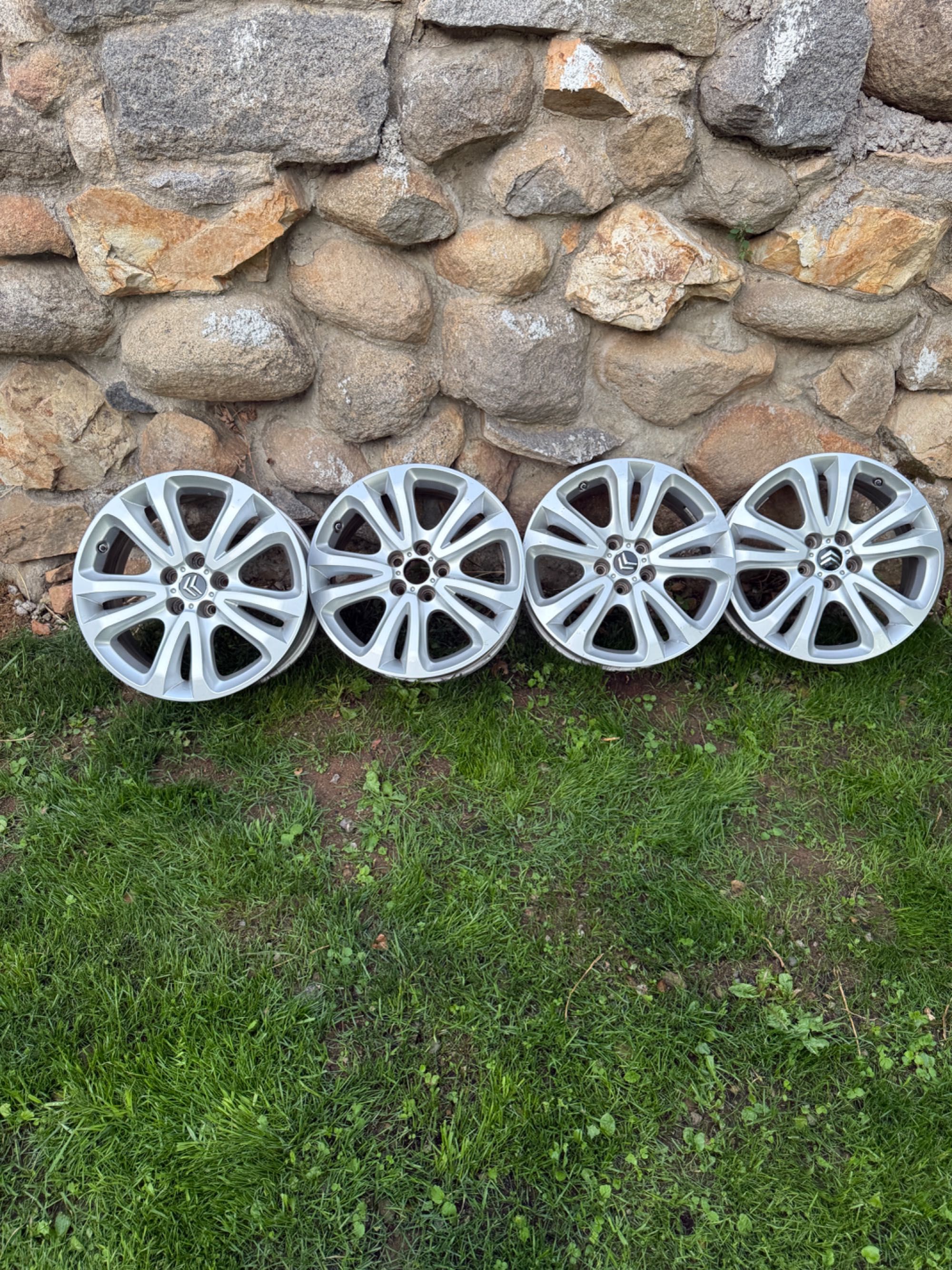 Citroen оригинални джанти 18”