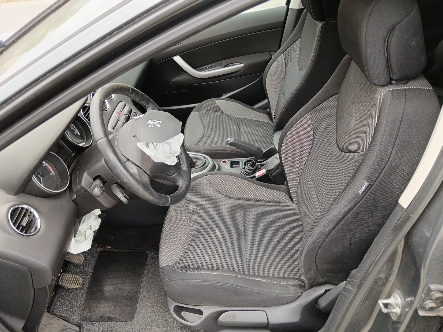 Пежо 308 1.6 хди 109 к.с. / Peugeot 308 1.6 hdi НА ЧАСТИ