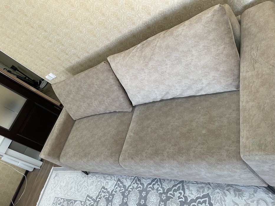 Продам     диван