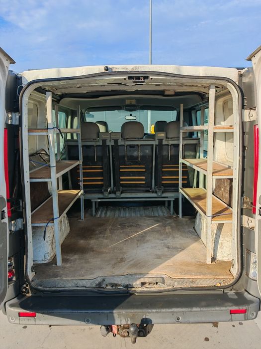 Vând Opel Vivaro 2.5 CDTI 150 CP