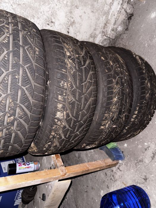Anvelope All-Season 205/45 R17 – M+S, fabricate 2023, stare excelentă