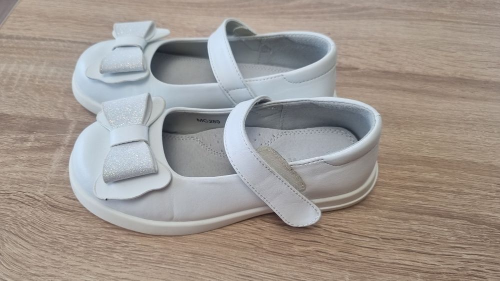 Pantofi eleganți fete 31