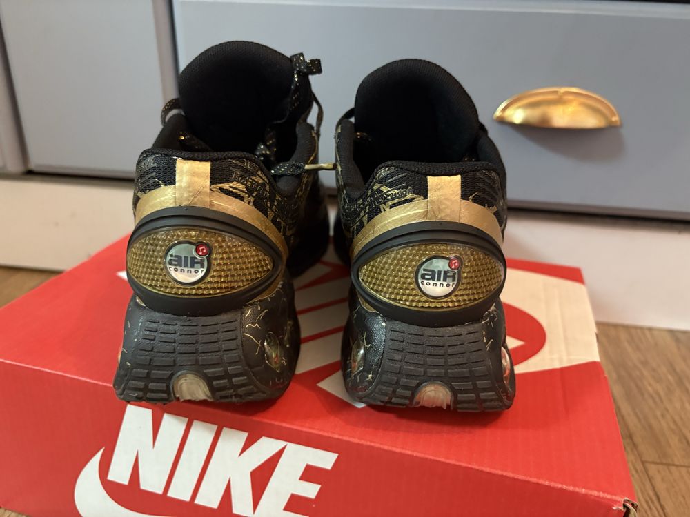 Маратонки Nike Dn