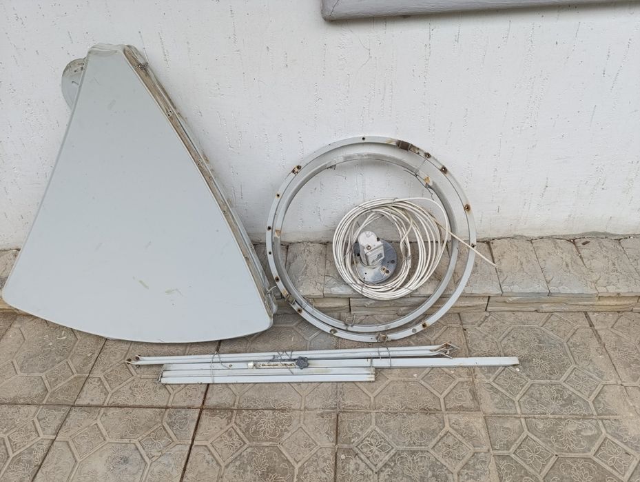 Продам антену параболическую