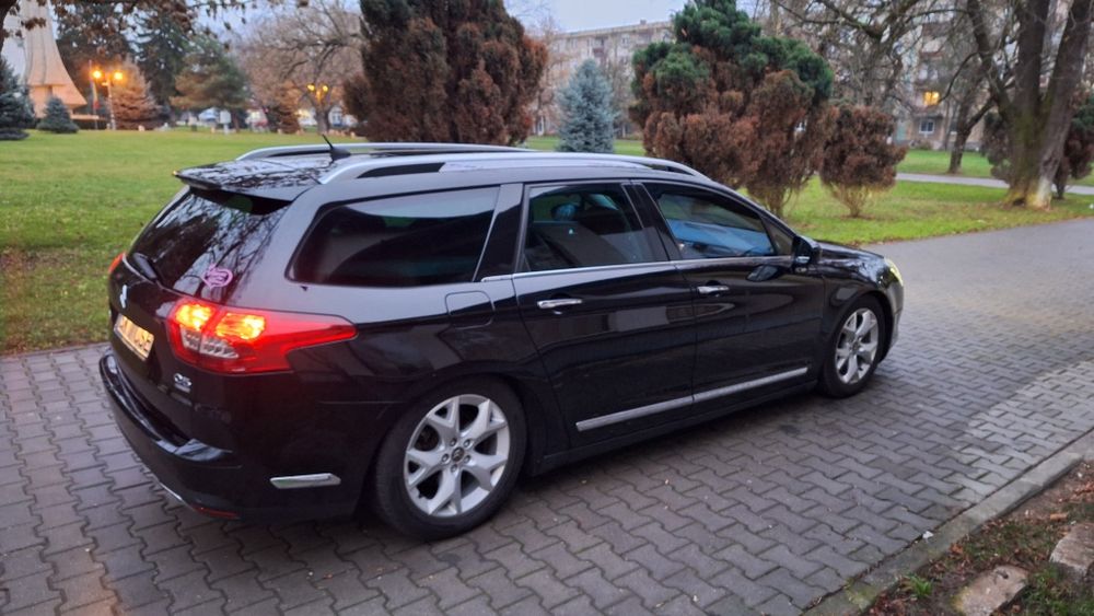 Citroen C5 x7 3.0 HDI V6 automat hydractive 3+