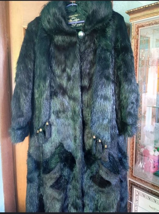 Продам шубу нутрия