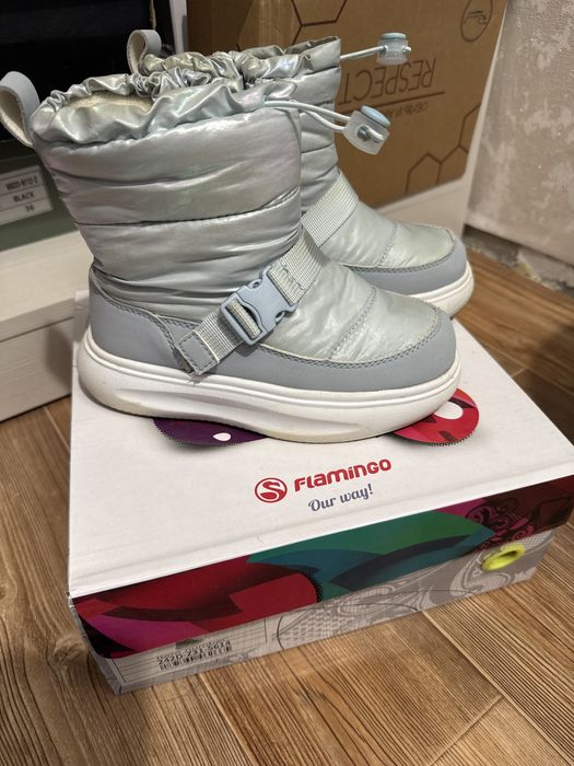 Зимние дутики на девочку