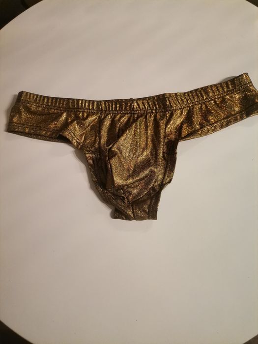 Vand chilot sexy pentru bărbați