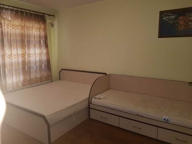 Дава се под наем Двустаен апартамент в Бургас, Братя Миладинови - 42 кв.м за 225 € - Снимка #2