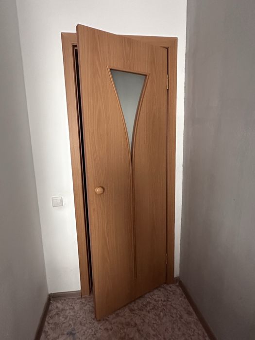 Двери 7 штук.