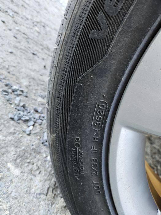 2 броя летни гуми Hankook Ventus Prime 3 215/55/18 / 6mm / DOT 3620