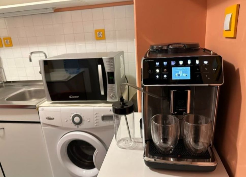 Дава се под наем Двустаен апартамент в София, Център - 70 кв.м за 663 € - Снимка #8