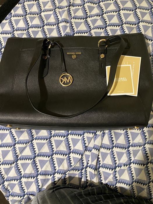 Vand geanta originala cu acte