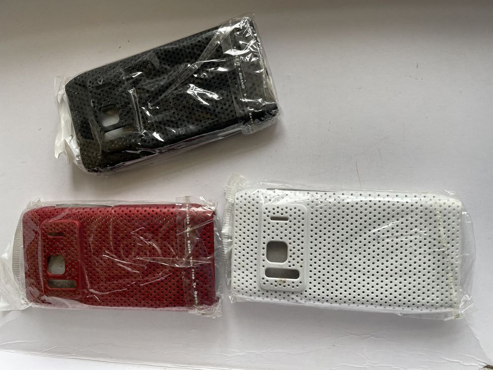 Husa tip carcasa spate Nokia N8 alb,negru,red noi