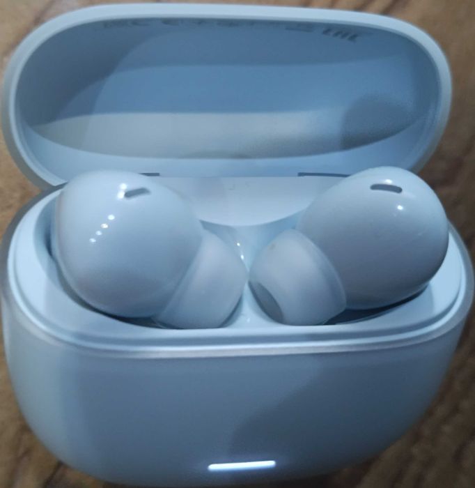 Безжични слушалки Redmi Buds 6 Lite с гаранционна карта