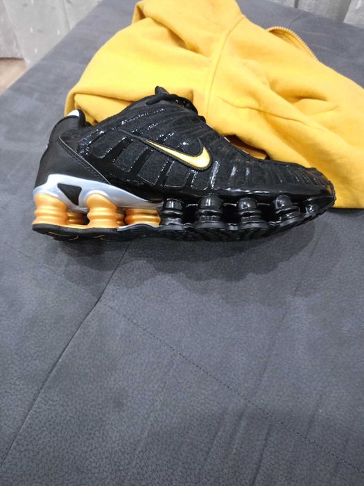 Продавам:Маратонки Nike 43номер