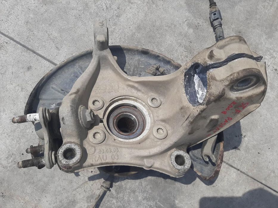 Fuzeta stanga fata 1.8 b vw passat cc