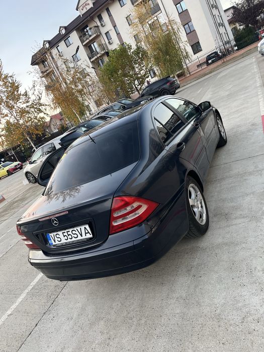 Mercedess ,de vanzare ,mai multe detalii in privat