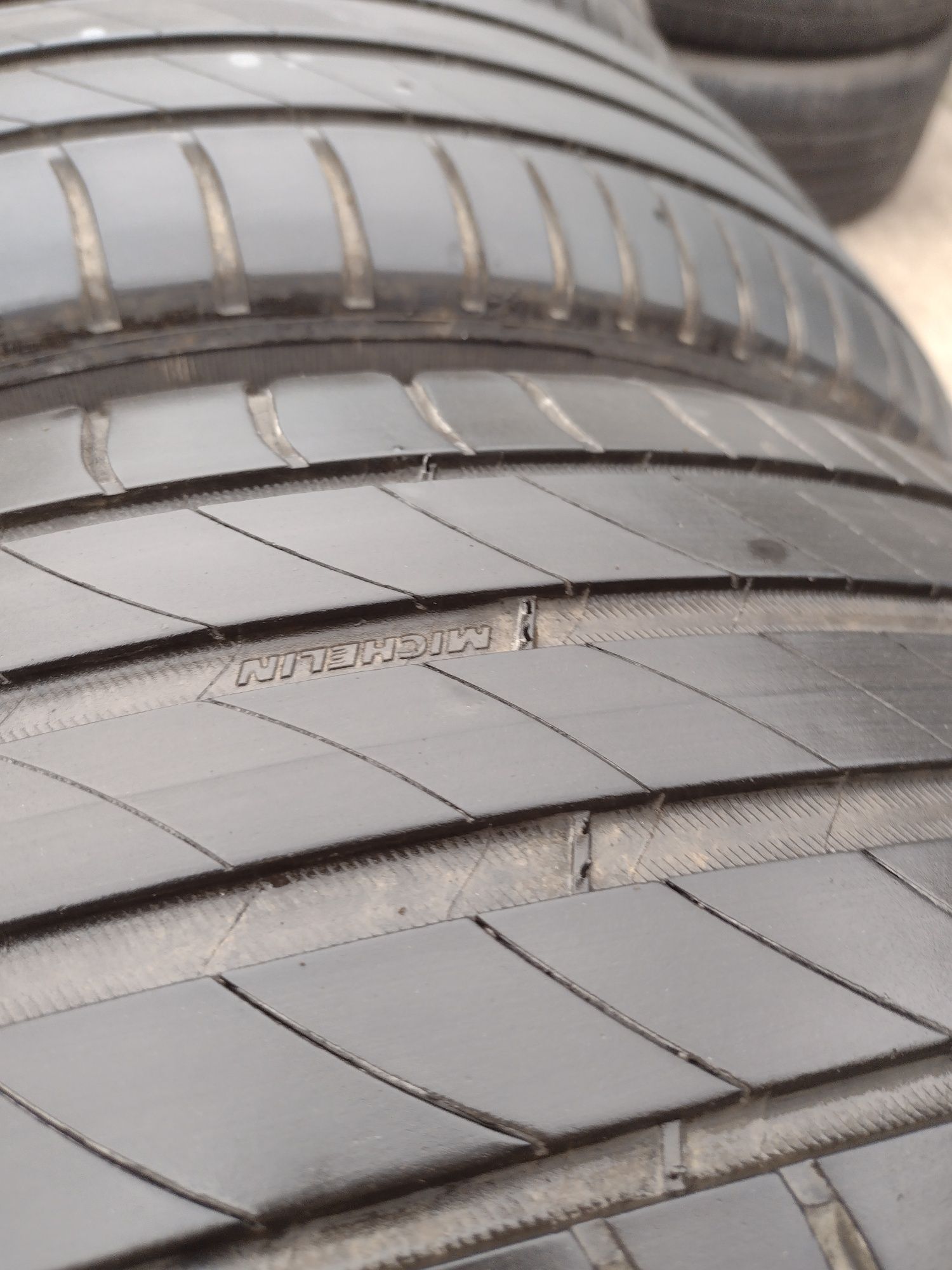 Michelin Premacy4 4бр.215/60/16 дот5022