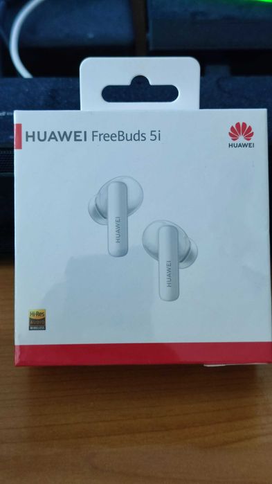Слушалки huawei freebuds 5i - нови неразпечатани , гаранция 5.09.2027