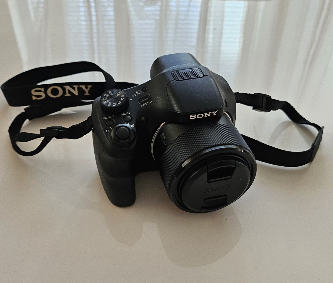 Фотоапарат Sony DSC-HX300