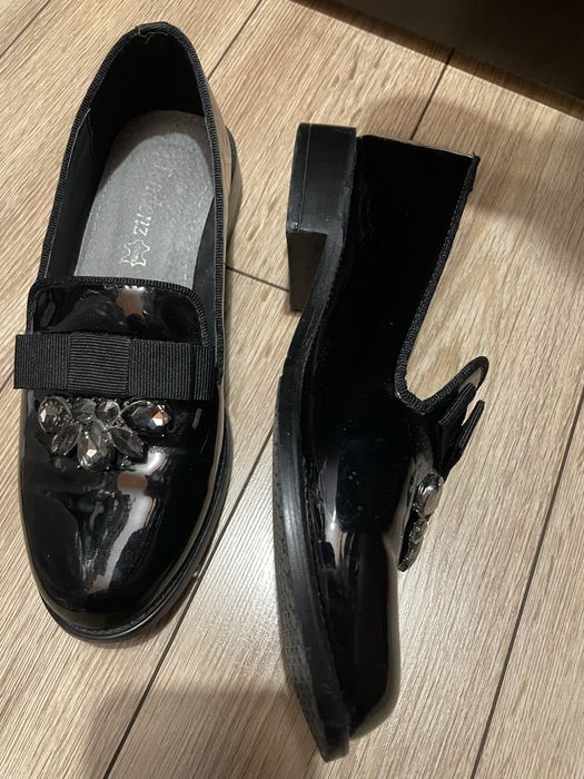 Дамски обувки 37 номер