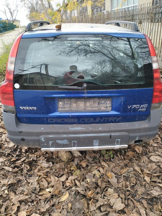 Продавам Volvo V70XC AWD на части