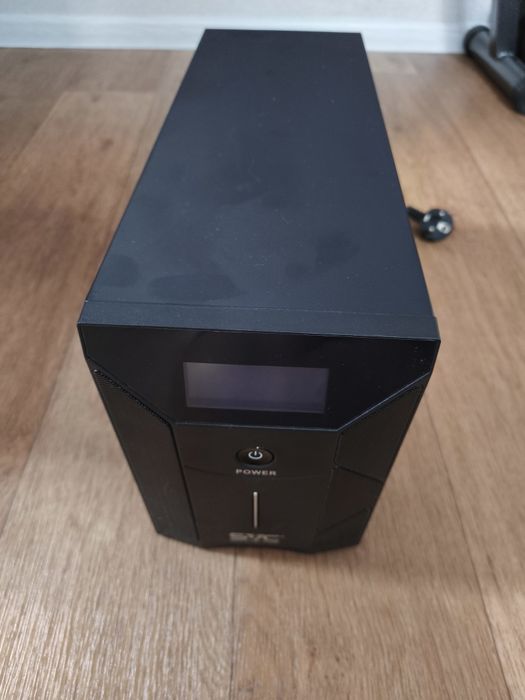 Источник бесперебойного питания SVC V3000 F LSD