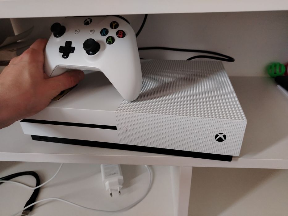 X box one s 1 tb