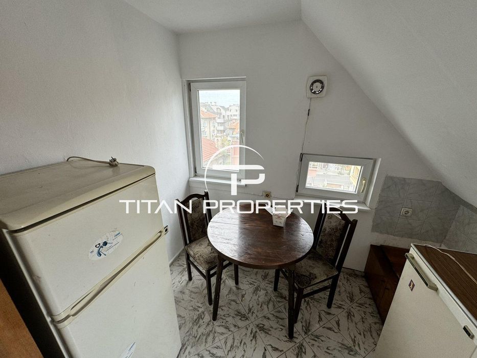 Дава се под наем Двустаен апартамент в Бургас, Център - 50 кв.м за 255 € - Снимка #7