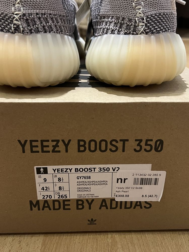 Yeezy boost v2 Ash Pearl